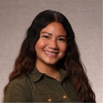 Portrait of Dhoreena Ventura, Product + Integrated Marketing at Aligaloo